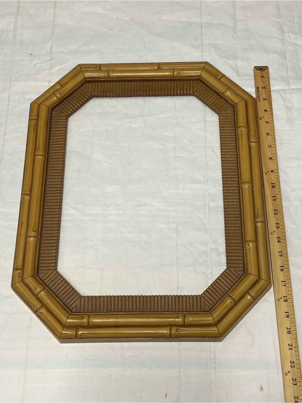 1981 Faux Bamboo 20x16x1.25  Syroco Large Wall Picture Frame Vtg VINTAGE USA